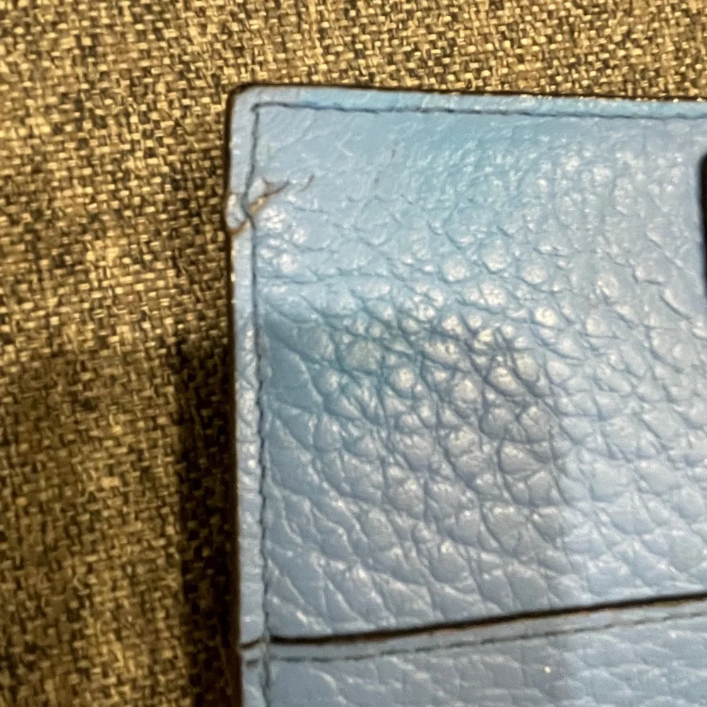 Kate Spade Stacy Bay Street Bifold Leather Wallet color Alice blue